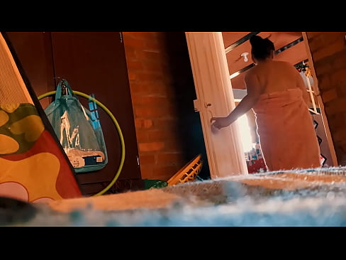 ❤️ Ο θείος μου με ακολουθεί στο ντους, με γαμάει ενώ κάνω ντους. ️❌ Ποιότητα σεξ ❤